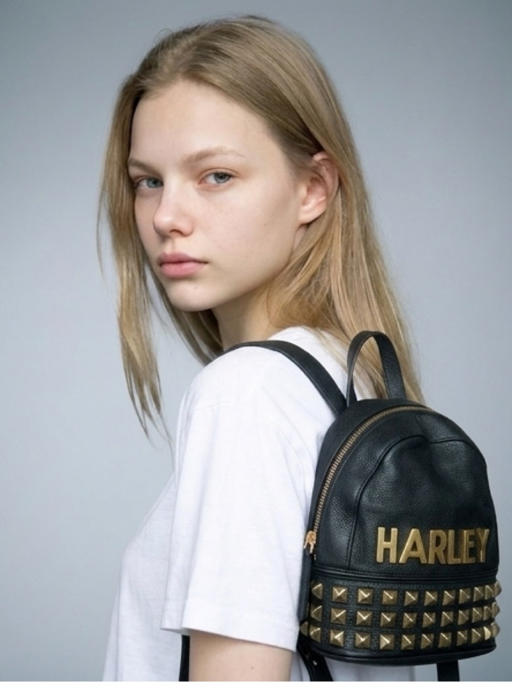 HARLEY Vintage Genuine Leather Studded Mini Backpack - Picture 2 of 7